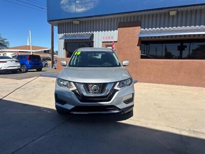 2018 Nissan Rogue SV   - Photo 3 - Tucson, AZ 85705