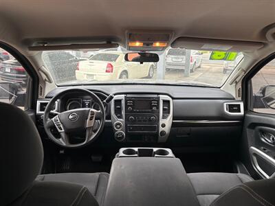 2018 Nissan Titan S   - Photo 5 - Tucson, AZ 85705