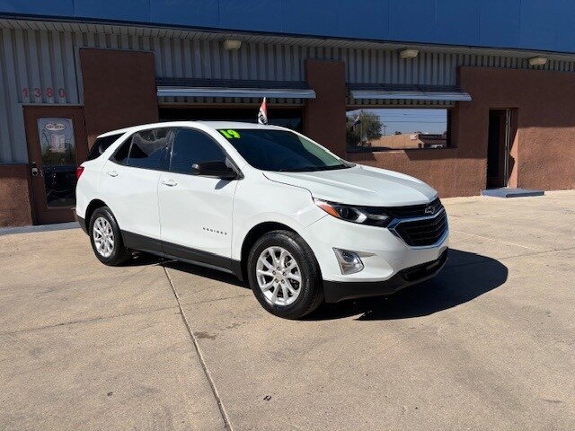 2019 Chevrolet Equinox LS   - Photo 1 - Tucson, AZ 85705