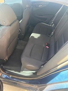 2022 Chevrolet Malibu LT   - Photo 5 - Tucson, AZ 85705