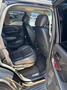 2014 Cadillac Escalade Luxury   - Photo 5 - Tucson, AZ 85705