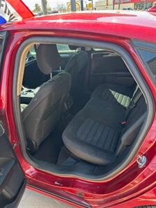 2019 Ford Fusion SE   - Photo 5 - Tucson, AZ 85705