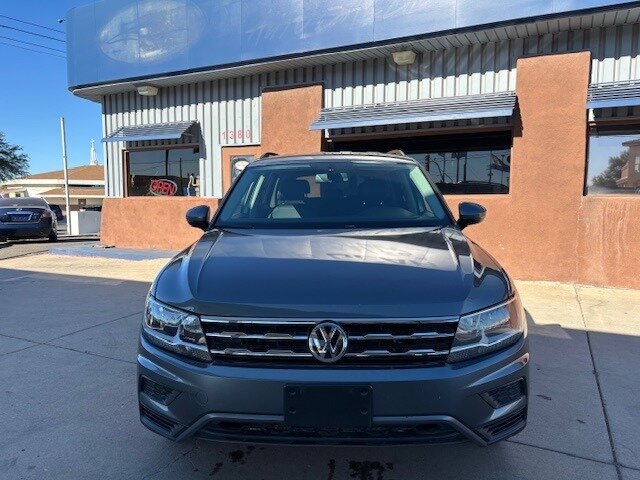 2021 Volkswagen Tiguan SE - Photo 2 - Tucson, AZ 85705