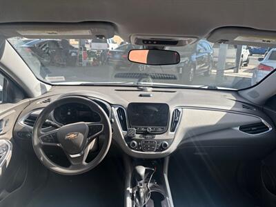 2021 Chevrolet Malibu LT   - Photo 5 - Tucson, AZ 85705