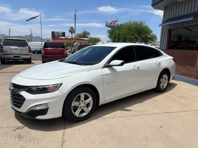2024 Chevrolet Malibu LS - Photo 3 - Tucson, AZ 85705