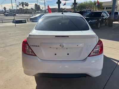 2019 Nissan Versa SV   - Photo 4 - Tucson, AZ 85705