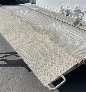 2020 Isuzu NPR XD - Photo 11 - Geneva, OH 44041