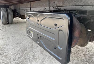 2014 Isuzu NRR 22' Box + Lift Gate - Photo 11 - Geneva, OH 44041
