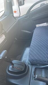 2023 Isuzu NQR - Photo 6 - Geneva, OH 44041