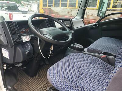 2023 Isuzu NPR HD - Photo 11 - Geneva, OH 44041