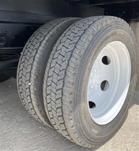 2019 Isuzu NQR   - Photo 15 - Geneva, OH 44041