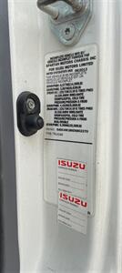 2013 Isuzu NPR HD 20' Box - Photo 18 - Geneva, OH 44041
