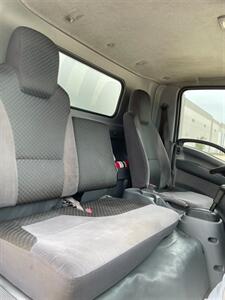 2013 Isuzu NPR HD 20' Box - Photo 9 - Geneva, OH 44041