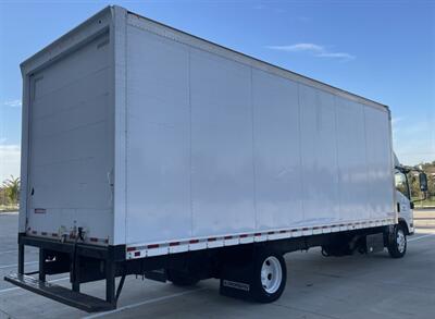 2020 Isuzu NRR 24' Box   - Photo 6 - Geneva, OH 44041