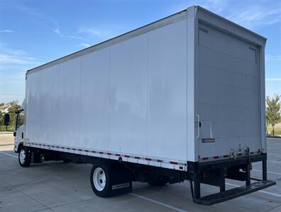 2020 Isuzu NRR 24' Box   - Photo 4 - Geneva, OH 44041