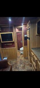 2008 Platinum Outlaw LivingQuarter 5th Wheel Horse Trailer - Photo 9 - Quincy, CA 95971