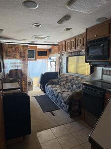 2003 Freightliner XC Chassis - Photo 12 - Quincy, CA 95971