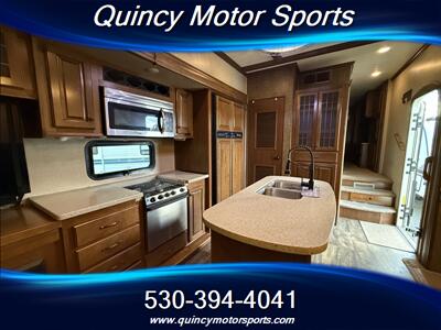 2015 Heartland Bighorn 3160 EL   - Photo 11 - Quincy, CA 95971