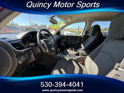 2017 Chevrolet Traverse LT - Photo 8 - Quincy, CA 95971