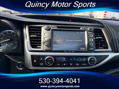 2017 Toyota Highlander SE - Photo 5 - Quincy, CA 95971