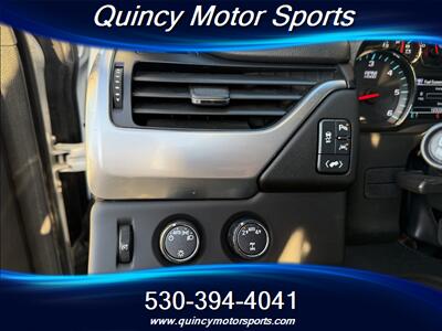 2019 Chevrolet Suburban LT   - Photo 4 - Quincy, CA 95971