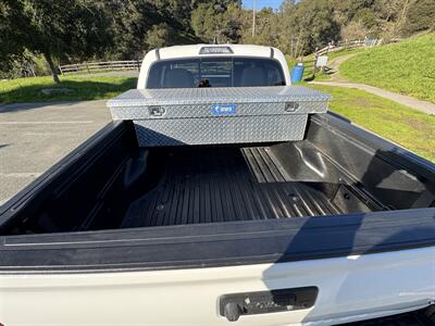 2020 Toyota Tacoma SR5 V6   - Photo 5 - Santa Rosa, CA 95404