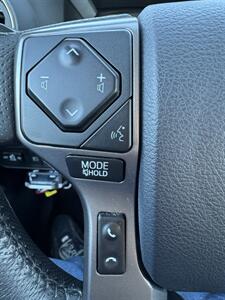2020 Toyota Tacoma SR5 V6   - Photo 36 - Santa Rosa, CA 95404