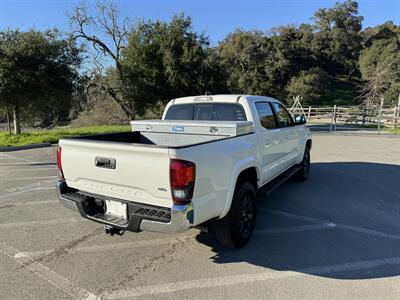 2020 Toyota Tacoma SR5 V6   - Photo 7 - Santa Rosa, CA 95404