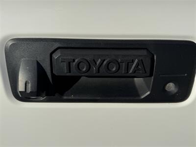 2020 Toyota Tacoma SR5 V6   - Photo 32 - Santa Rosa, CA 95404