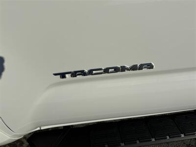 2020 Toyota Tacoma SR5 V6   - Photo 27 - Santa Rosa, CA 95404