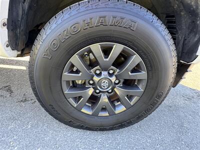2020 Toyota Tacoma SR5 V6   - Photo 15 - Santa Rosa, CA 95404