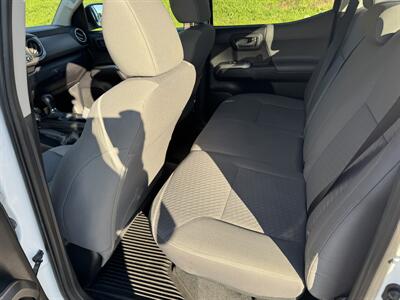 2020 Toyota Tacoma SR5 V6   - Photo 22 - Santa Rosa, CA 95404