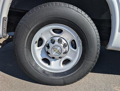 2013 Chevrolet Express 2500   - Photo 39 - Santa Rosa, CA 95404