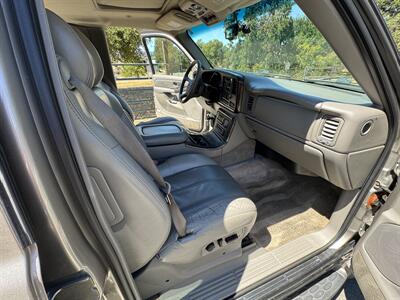 2002 GMC Yukon XL Denali   - Photo 11 - Santa Rosa, CA 95404