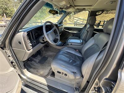 2002 GMC Yukon XL Denali   - Photo 8 - Santa Rosa, CA 95404