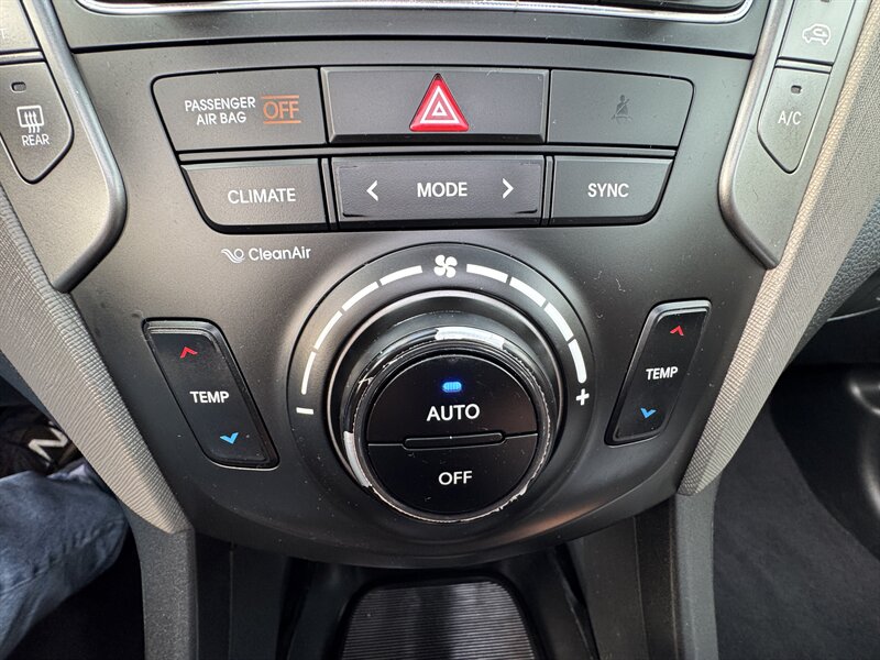 2017 Hyundai Santa Fe Sport 2.0T - Photo 31