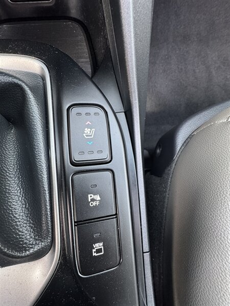 2017 Hyundai Santa Fe Sport 2.0T - Photo 29