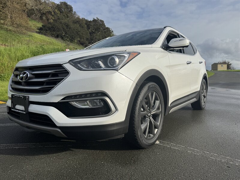 2017 Hyundai Santa Fe Sport 2.0T - Photo 9
