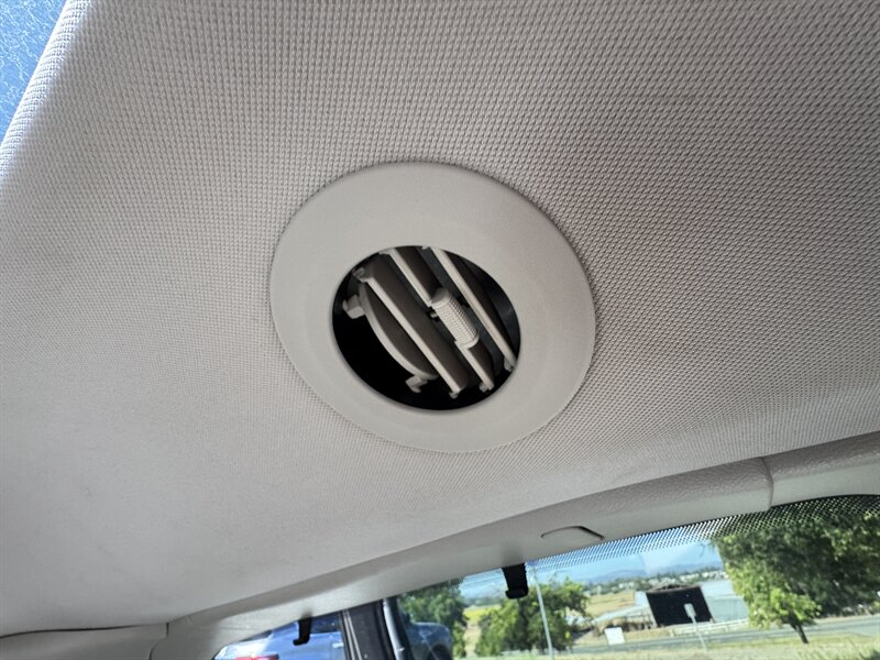2017 Chrysler Pacifica Limited - Photo 43