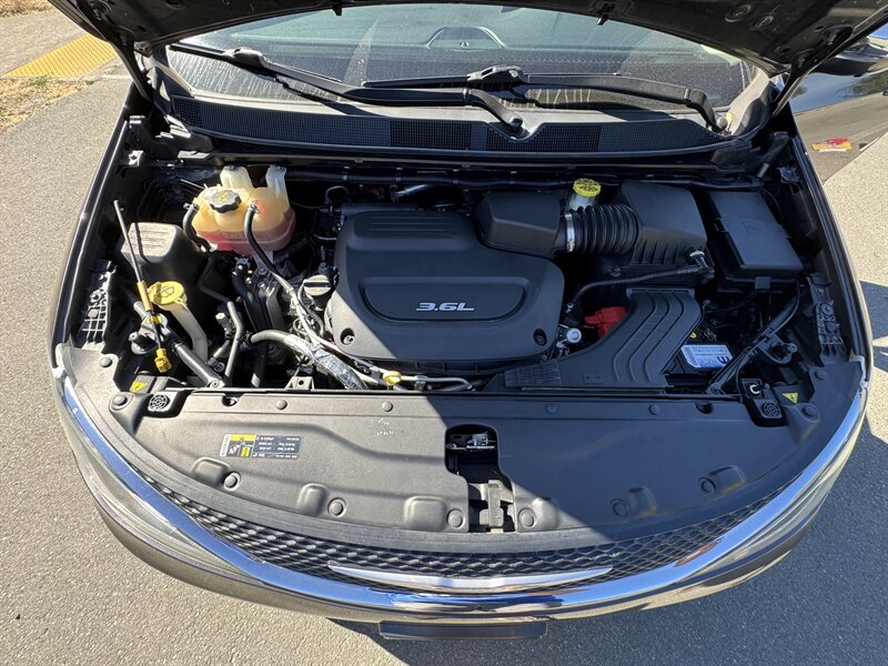 2017 Chrysler Pacifica Limited - Photo 27