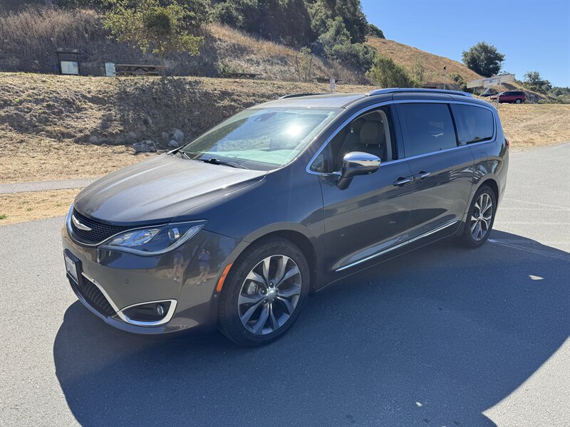 2017 Chrysler Pacifica