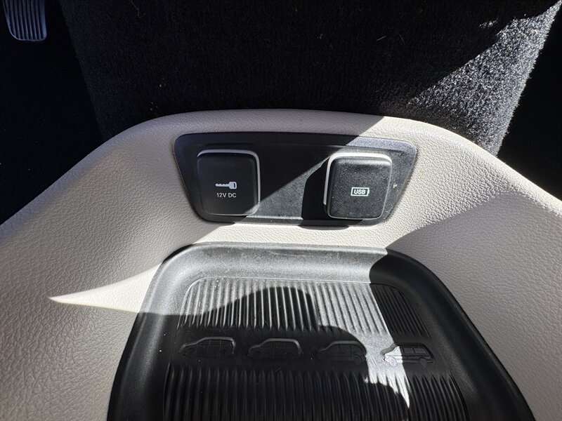 2017 Chrysler Pacifica Limited - Photo 29