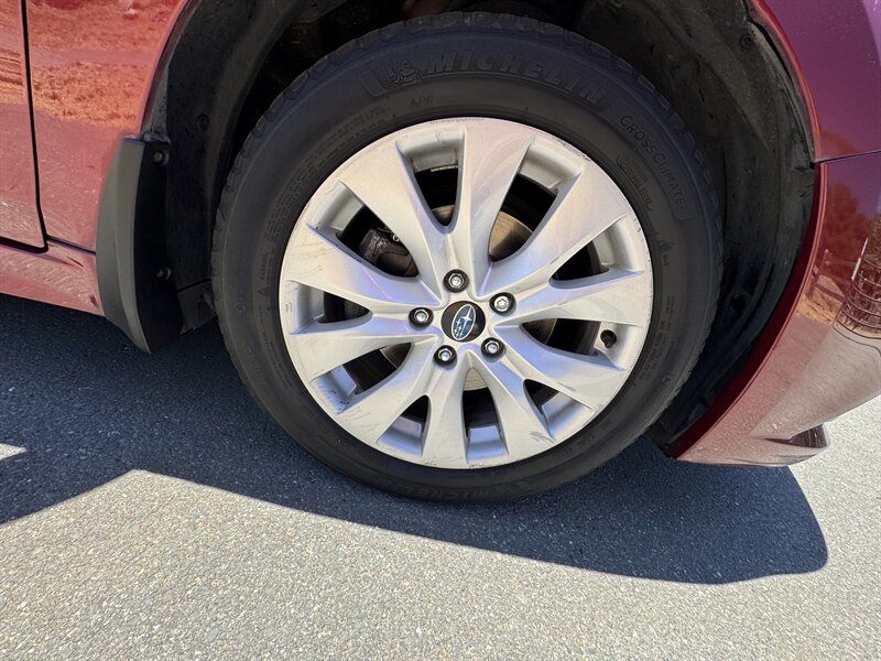 2015 Subaru Legacy 2.5i Premium - Photo 15