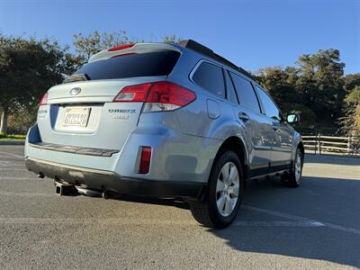 2011 Subaru Outback 2.5i Limited - Photo 10 - Santa Rosa, CA 95404