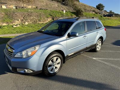 2011 Subaru Outback 2.5i Limited - Photo 1 - Santa Rosa, CA 95404