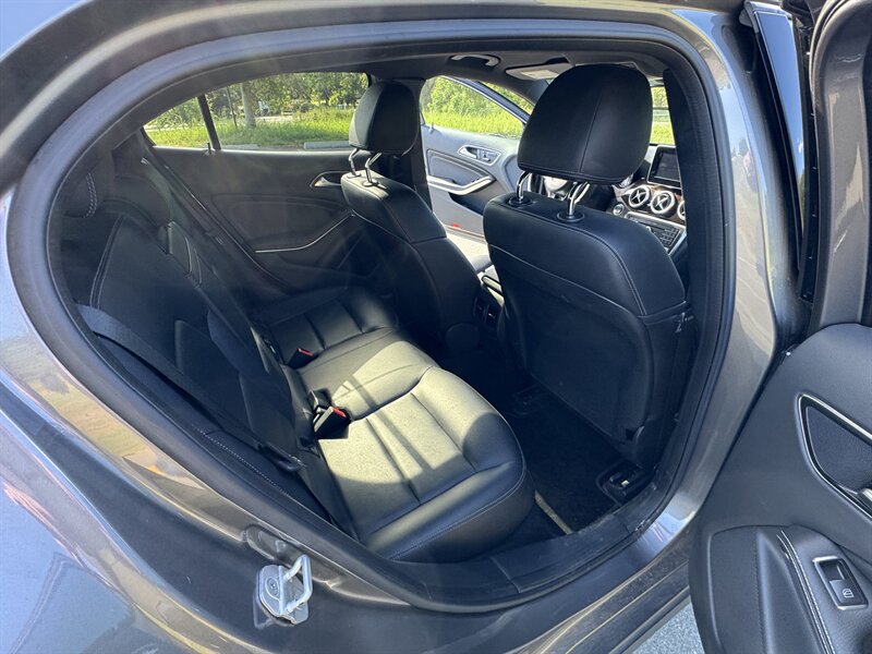 2017 Mercedes-Benz GLA-Class GLA250 - Photo 21