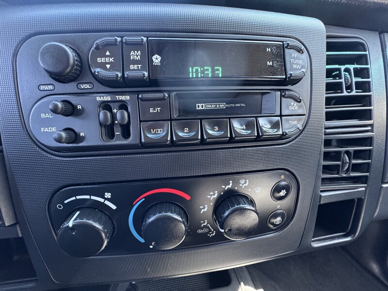 2001 Dodge Dakota SPORT - Photo 28