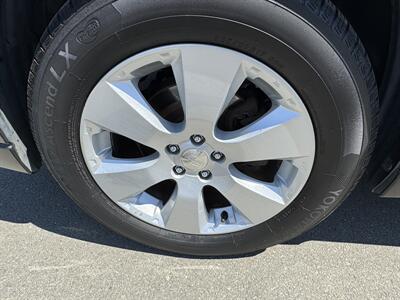 2011 Subaru Outback 2.5i Premium   - Photo 16 - Santa Rosa, CA 95404
