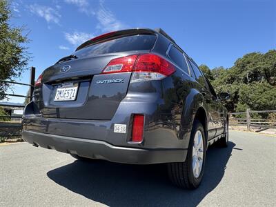 2011 Subaru Outback 2.5i Premium   - Photo 21 - Santa Rosa, CA 95404