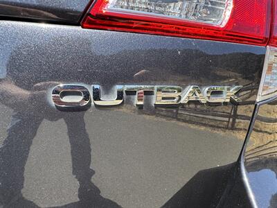 2011 Subaru Outback 2.5i Premium   - Photo 35 - Santa Rosa, CA 95404